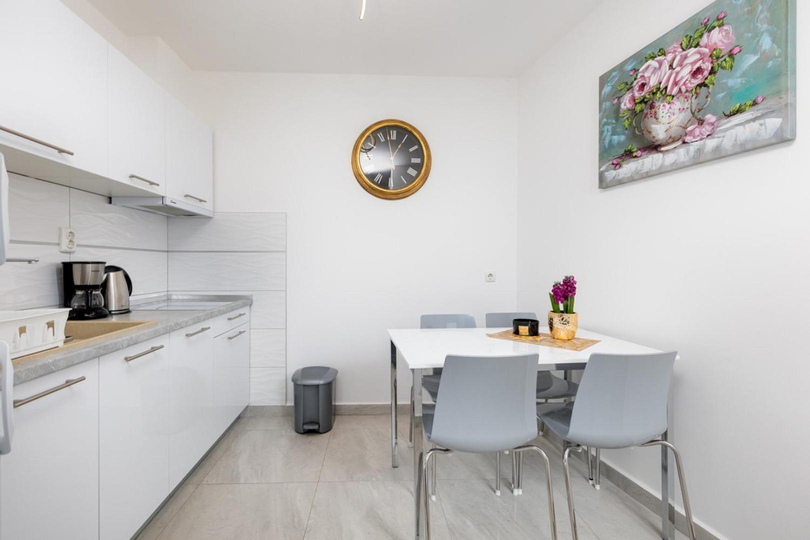 Apartments Tea Malinska Extérieur photo